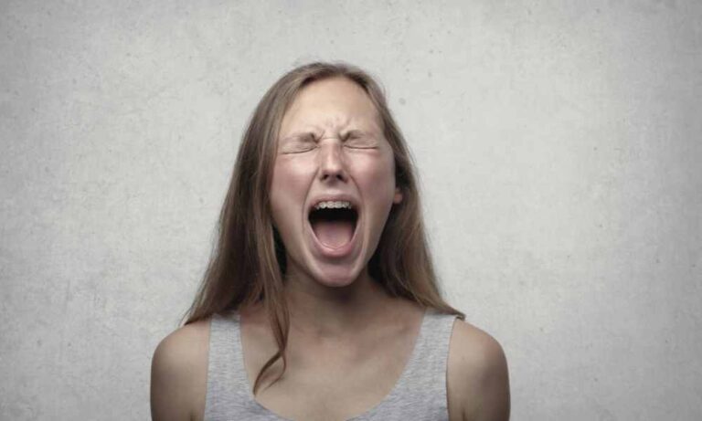 Depressione Irritabile: Segnali da Non Ignorare