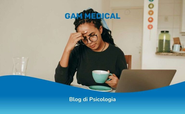 persona pensa