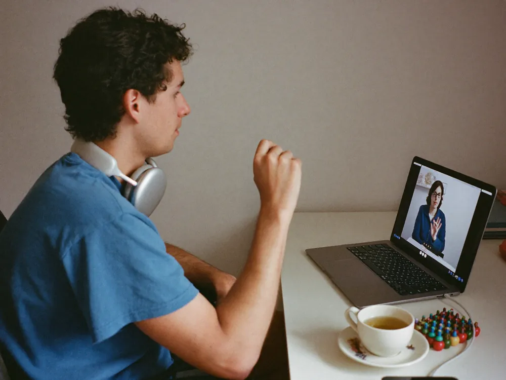 terapia per l’autismo online da casa, con la psicologa in videochiamata